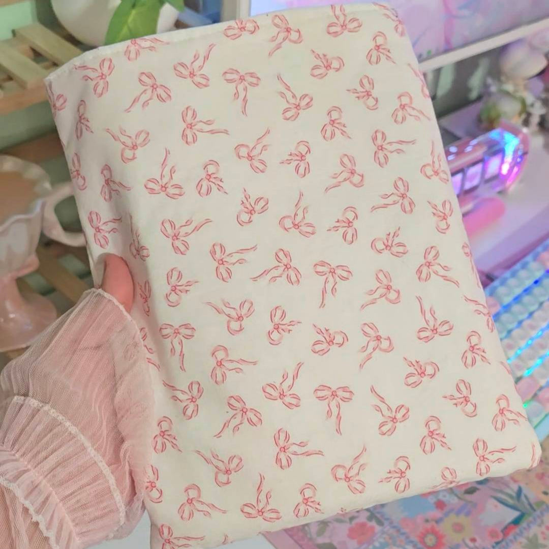 Pink Bow Book Sleeve (paperback)